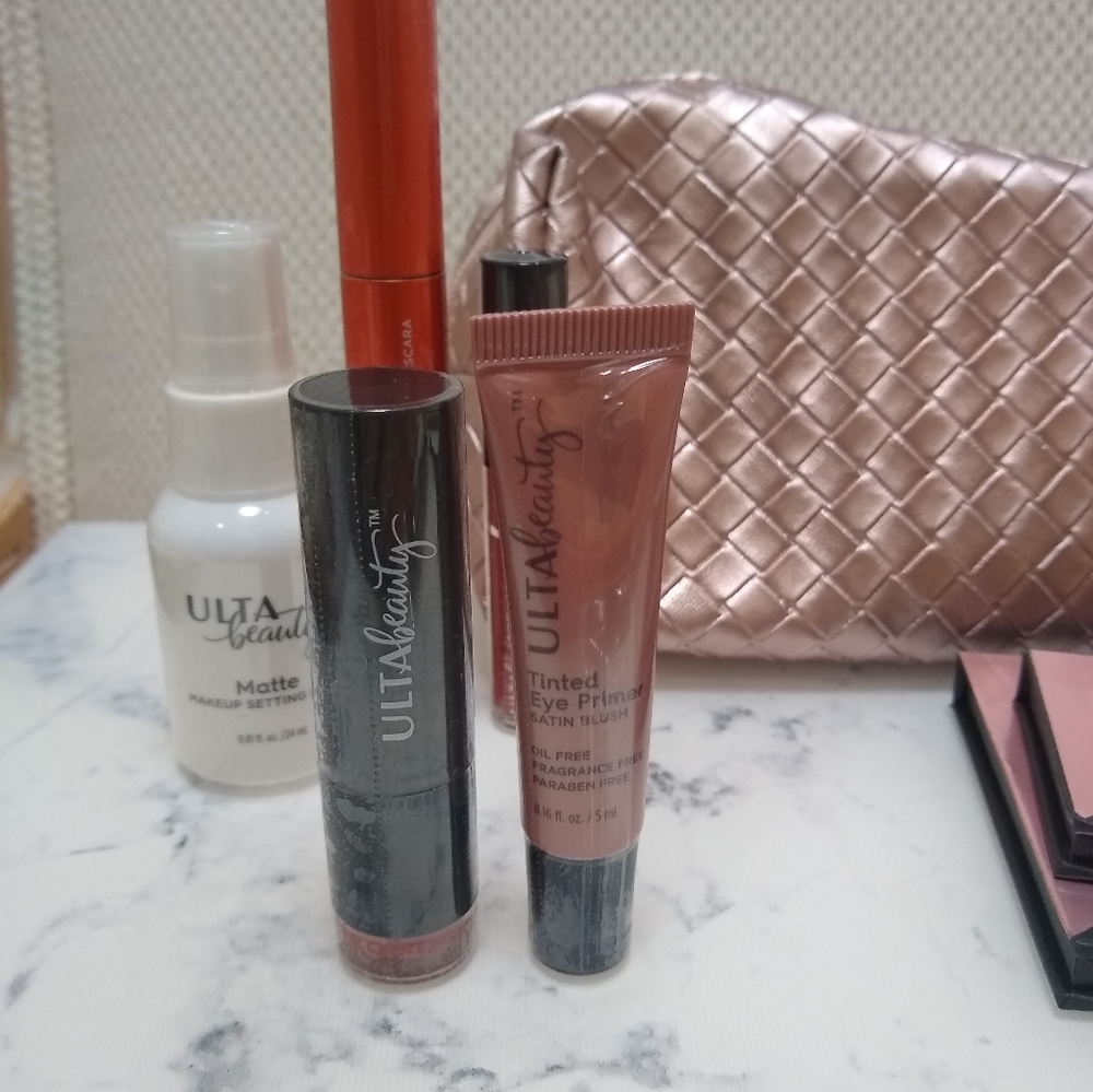 Ulta Makeup Set - Picture 9 of 10